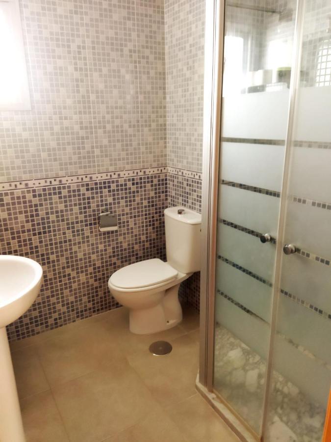 Apartamento Tranquilo Con 3 Dormitorios กาดิซ ภายนอก รูปภาพ